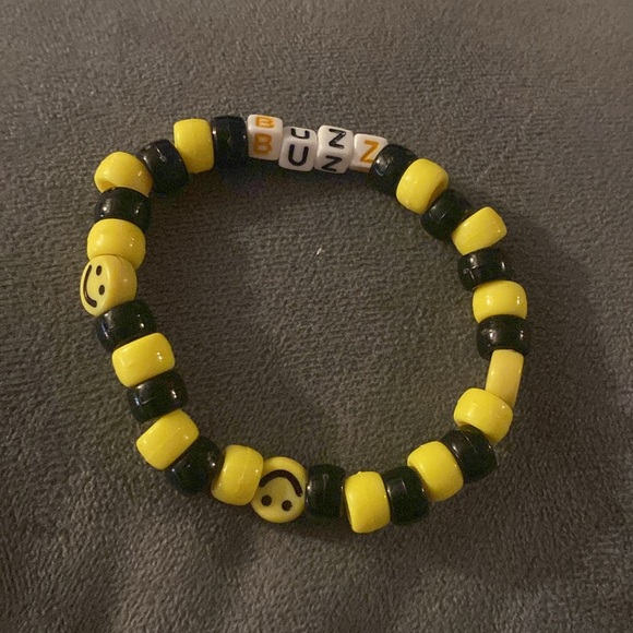 💛KANDI🖤BRACELET🐝 - Picture 2 of 4